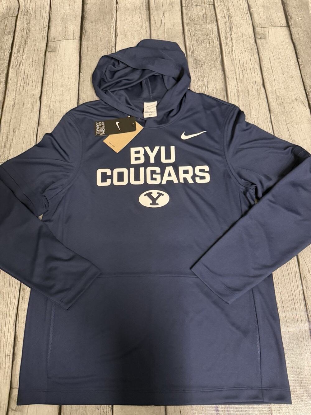 NWT Men’s Nike BYU Cougars Sideline Dri-FIT Hoodie Tshirt Navy Sz Medium